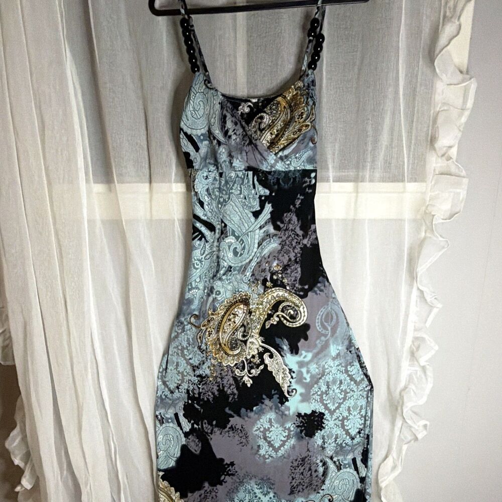Women's Sleeveless Dress Size Medium  Essentials